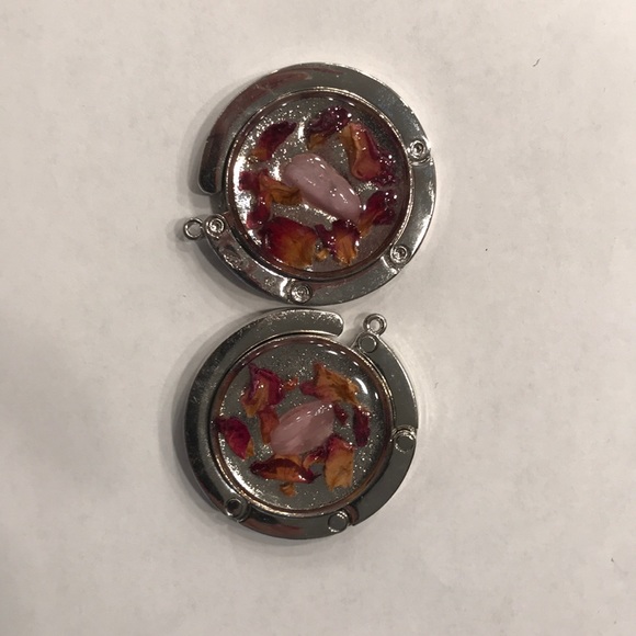 Organic Roses Rose Quartz Purse Holder - Picture 4 of 5